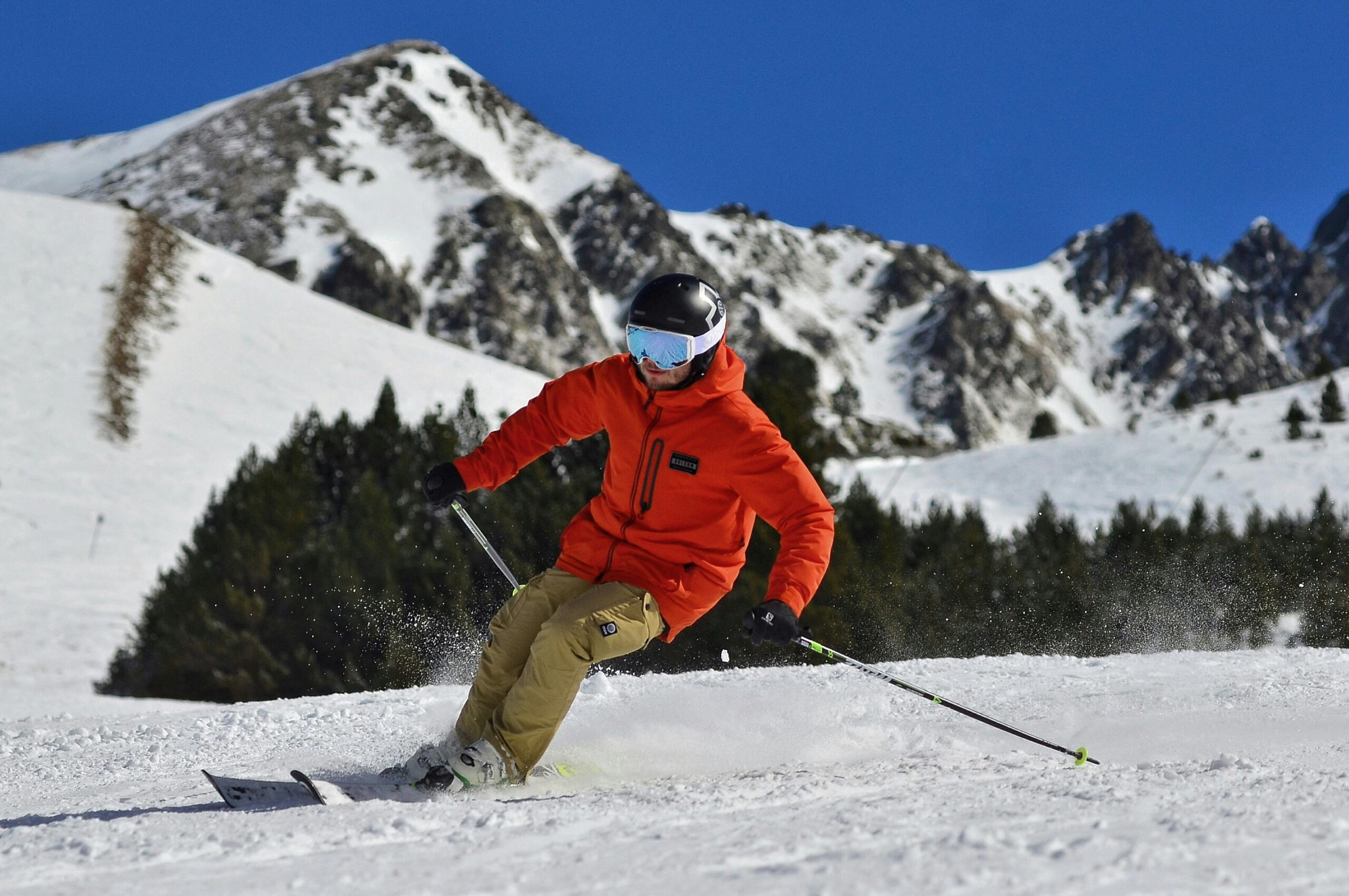Skiing in Gulmarg in March