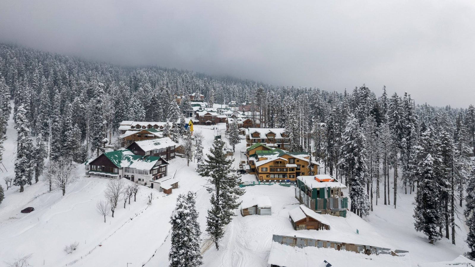 Hotels Near Gulmarg Gondola