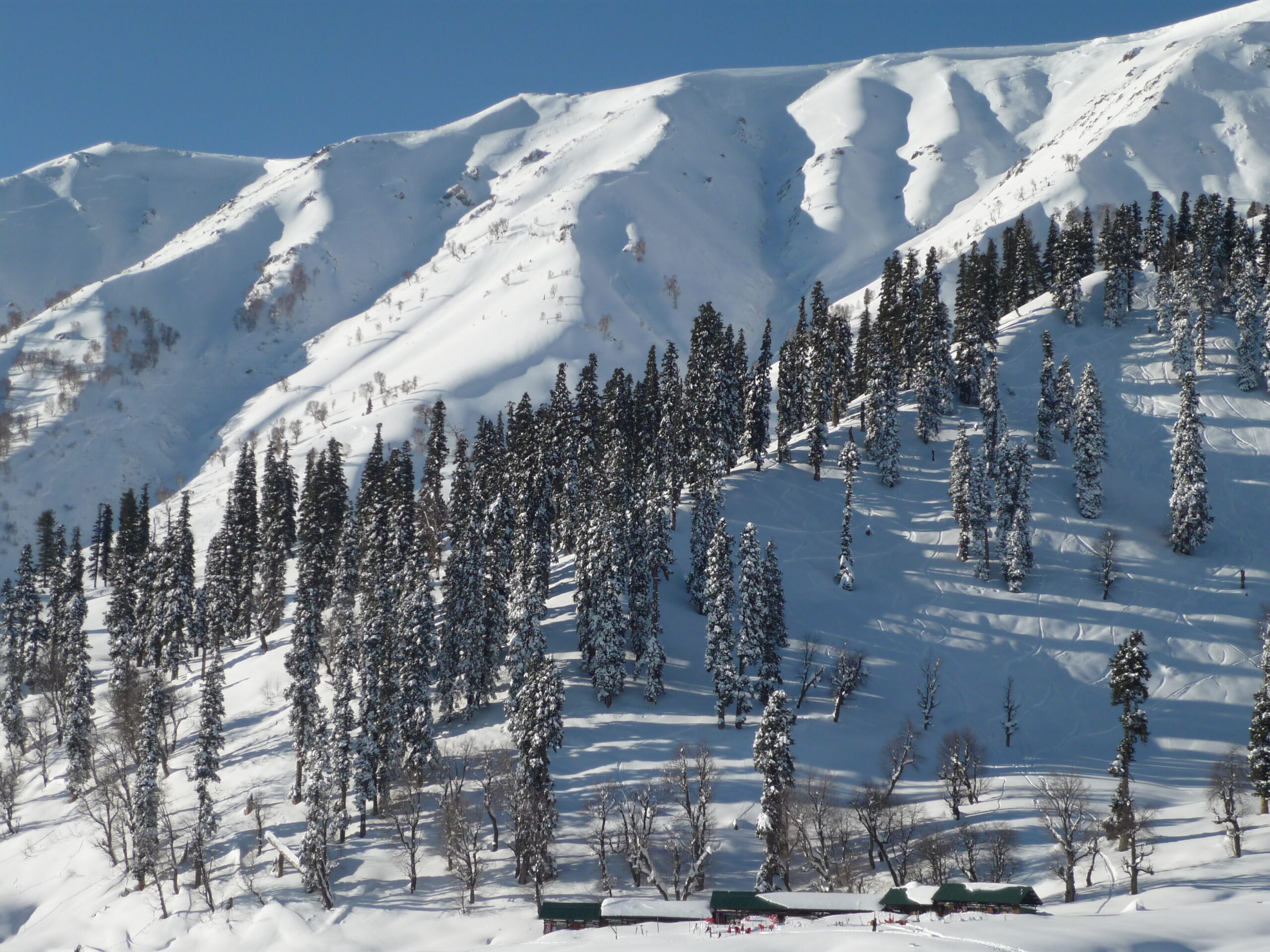 Mary’s Shoulder Skiing Slope in Gulmarg