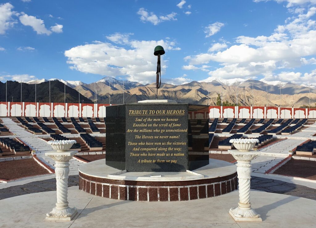 Gulmarg to Kargil Distance
